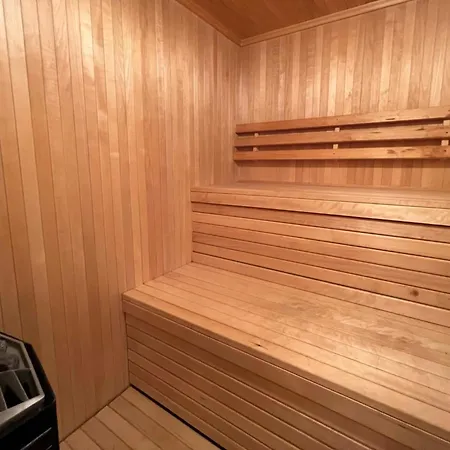 Family Holiday Home With Sauna Carnikava Exterior photo